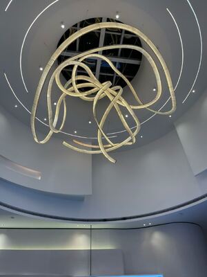 Customized Art Crystal Ribbon Chandelier for Banquet Halls Clubhouses Hotel Lobbies Sales Departments Non-Standard Projects