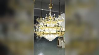Посмотреть демонстрационную версию высококачественной латунной коммерческой люстры E14 с источником света