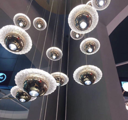 Творческая летящая тарелка Декорация спальни Кровать LED подвесная лампа