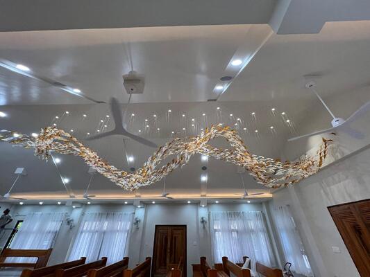 Обычные гостиничные лобби Искусственные люстры Подвесные огни для дельфинов Орнаменты Торговый центр Потолки Коридоры Отдел продаж Песок